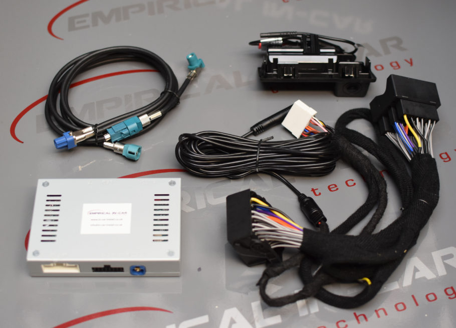 VW Volkswagen Taigo - Reversing Reverse Camera Kit ( 2020 Onwards )