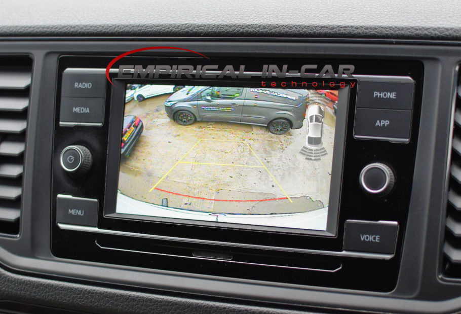 VW Volkswagen Crafter Reversing Reverse Camera Kit ( 2020 to 2024 ) Manual Gearbox