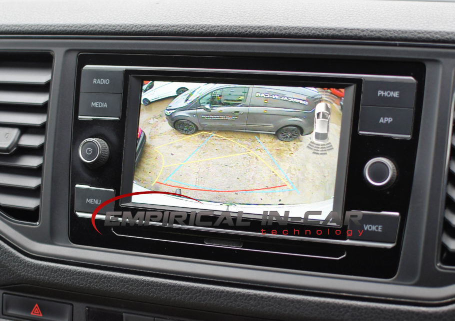 VW Volkswagen Crafter Reversing Reverse Camera Kit ( 2020 to 2024 ) Manual Gearbox