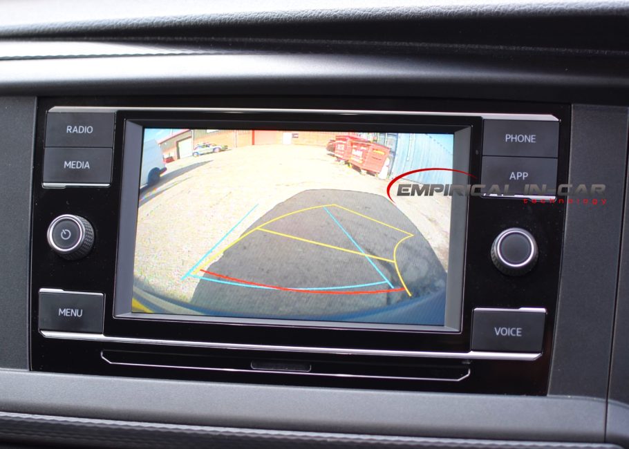 VW Volkswagen Transporter T6.1 - Reversing Camera Kit ( 2019 Onwards ) Automatic ( Twin Door )