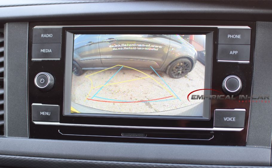VW Volkswagen Transporter T6.1 - Reversing Camera Kit ( 2019 Onwards ) Automatic ( Twin Door )