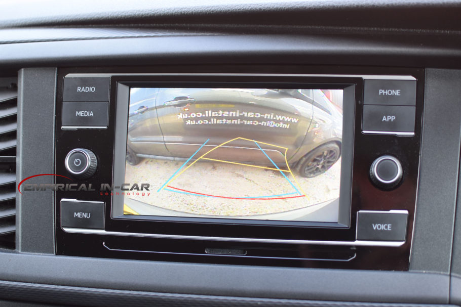 VW Volkswagen Transporter T6.1 - Reversing Camera Kit ( 2019 Onwards ) Automatic ( Twin Door )