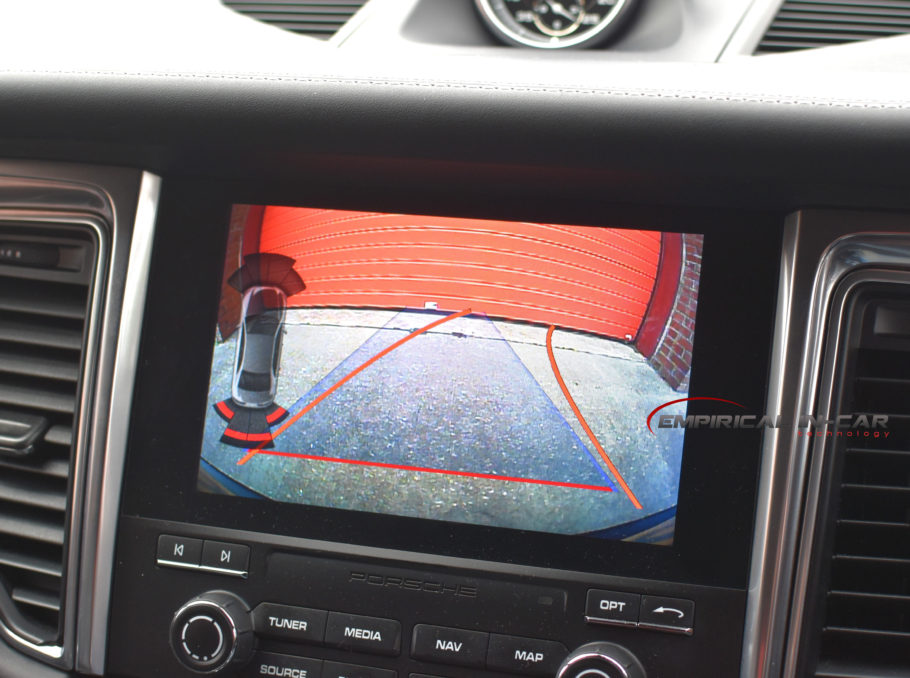 Porsche Macan PCM4 - Reverse Reversing Camera Kit