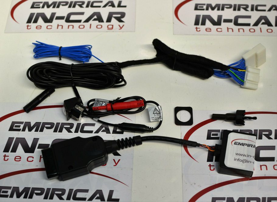 Dacia Sandero 2 & Stepway - Reversing Reverse Camera Kit ( 2015 Onwards )